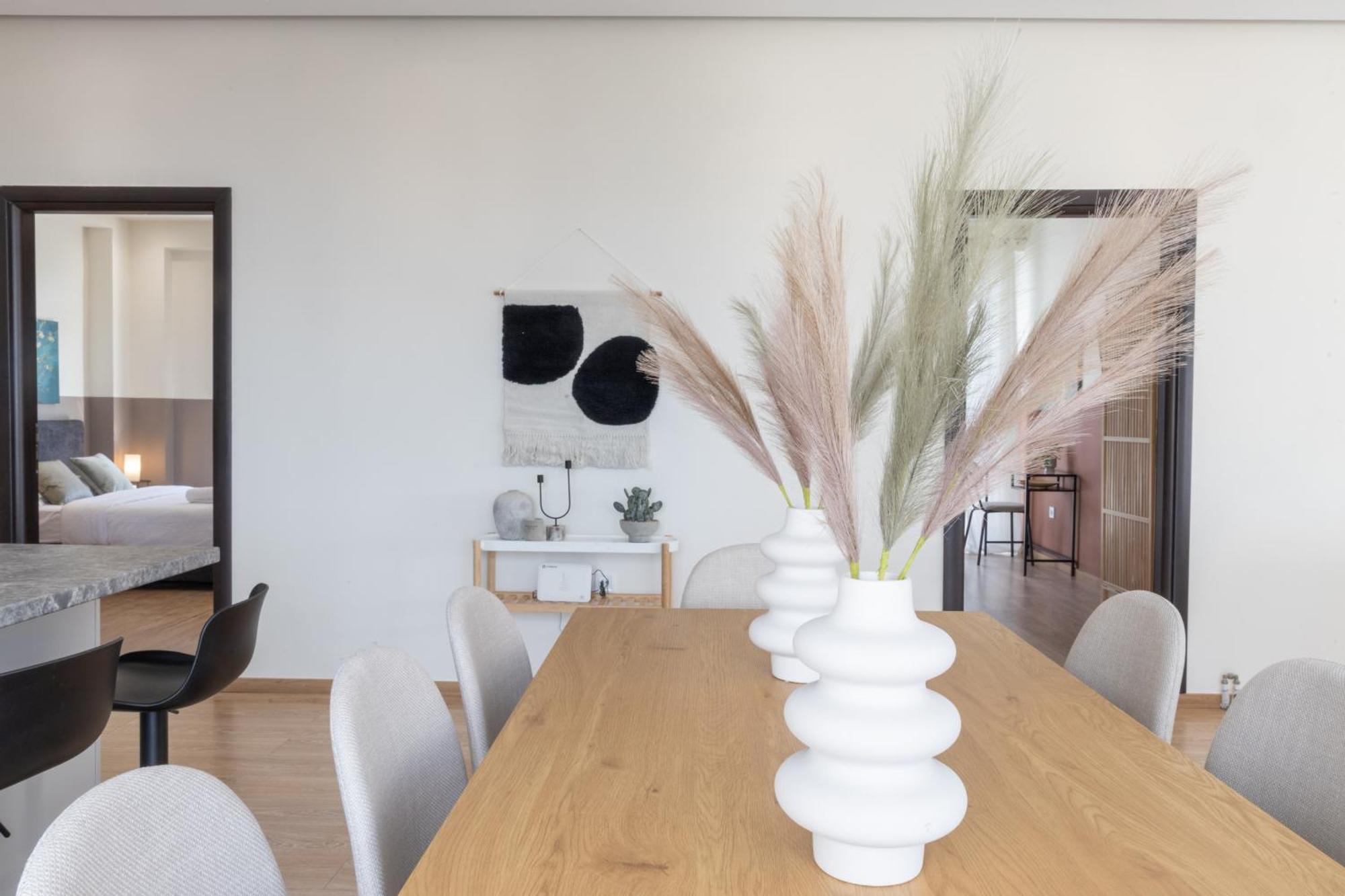 Luxurious 3-Bedroom Seaside Retreat Fully Renovated In 2025 Athen Exterior foto