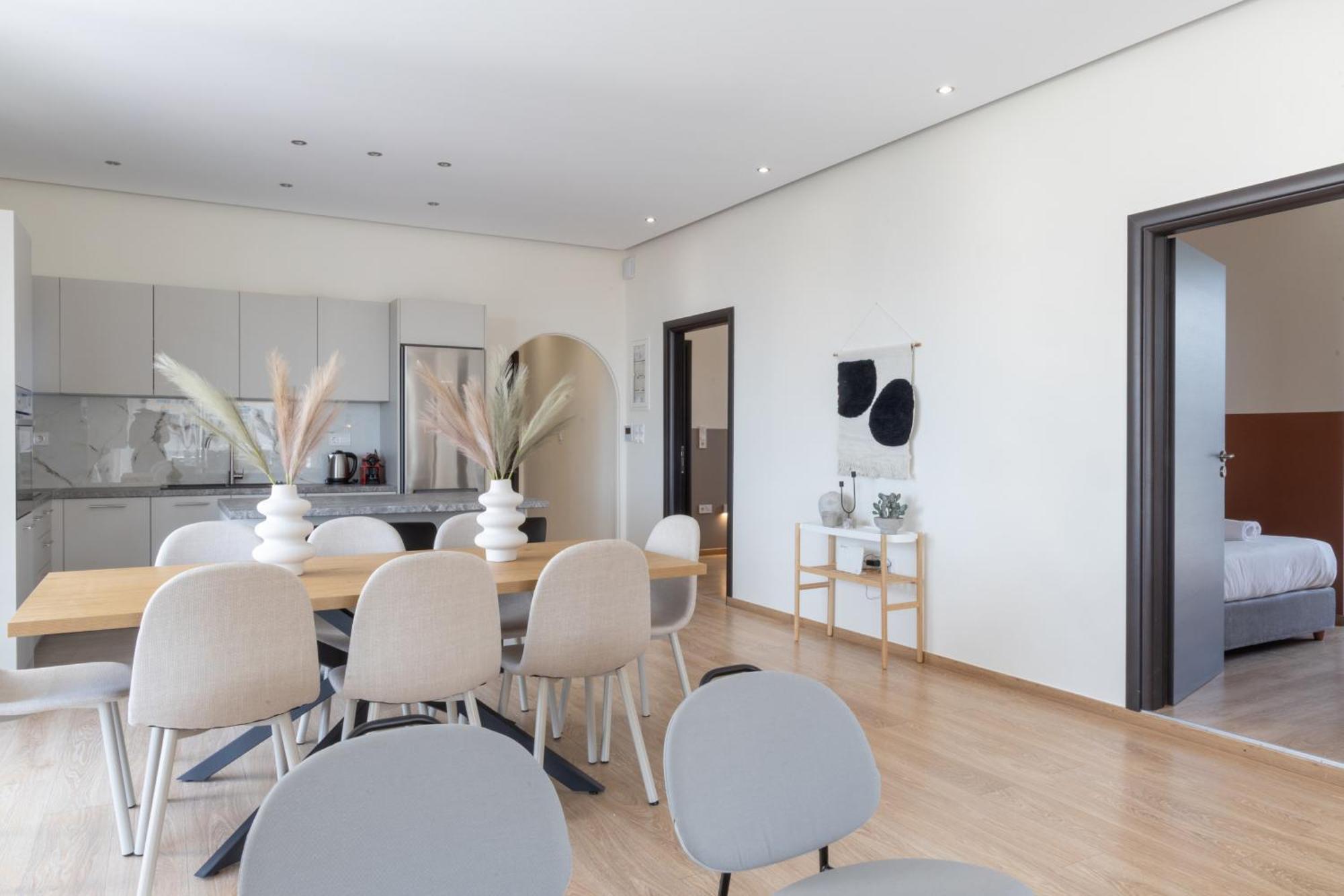 Luxurious 3-Bedroom Seaside Retreat Fully Renovated In 2025 Athen Exterior foto